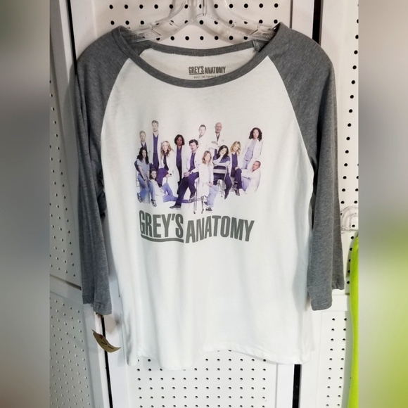 Greys Anatomy top NEW - Picture 1 of 2
